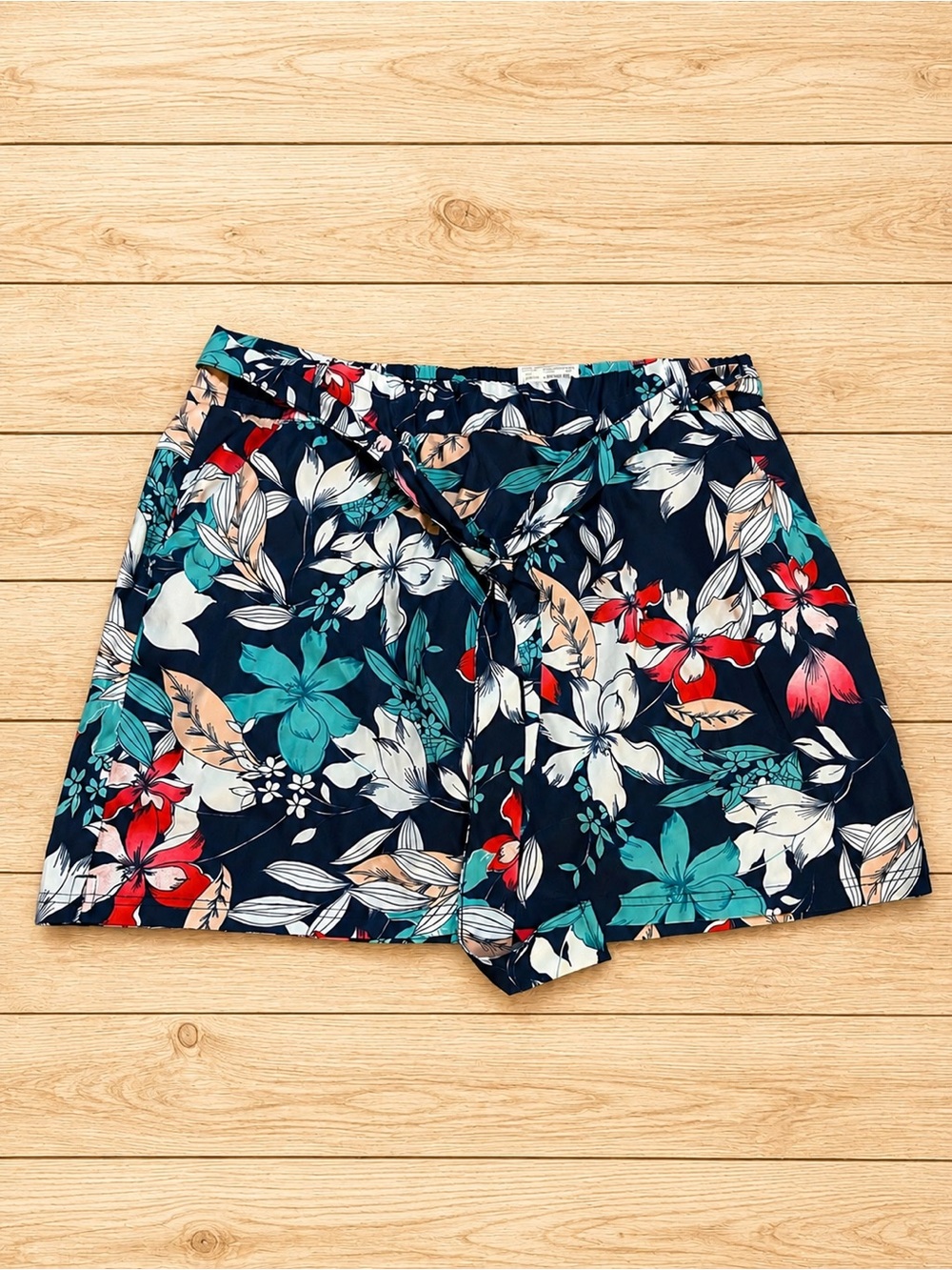 NWT St. John’s Bay Floral Skort XL Tropical Print Mid Rise